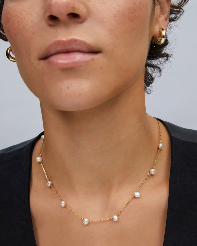 Kendra Scott Leighton Gold Pearl Strand Necklace in Gold - Freshwater Cultured Pearl