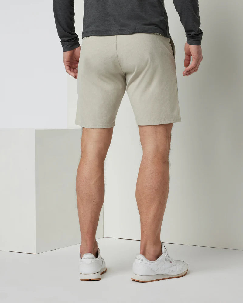Vuori Men's Aim Short