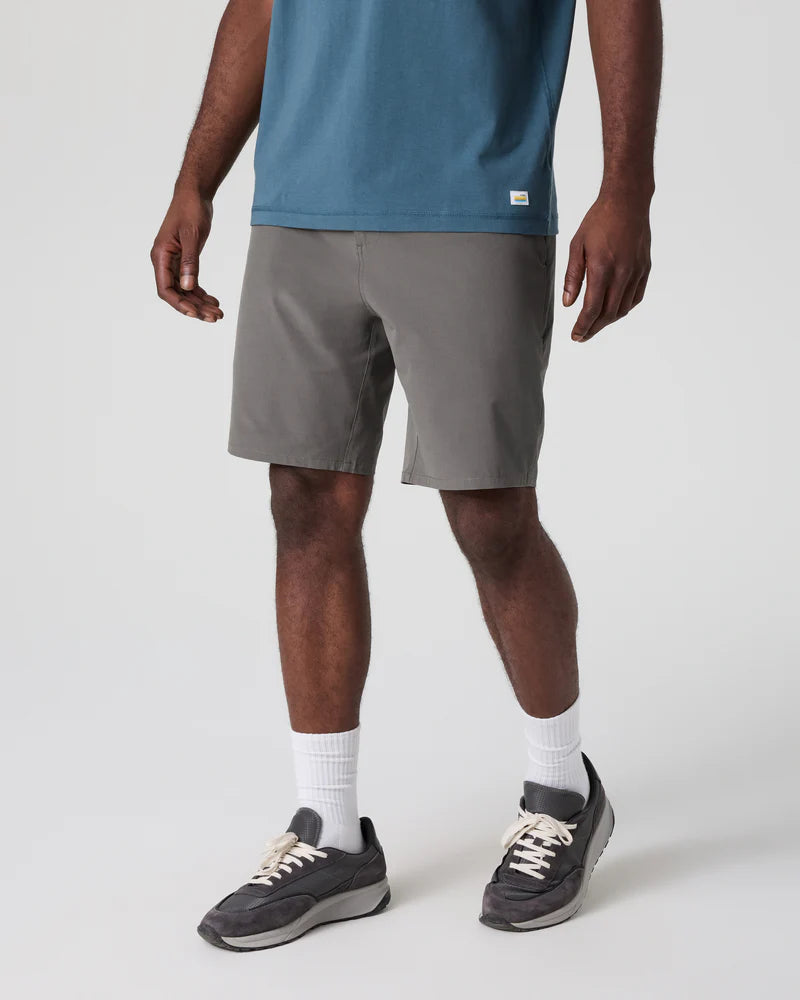 Vuori Men's Aim Short