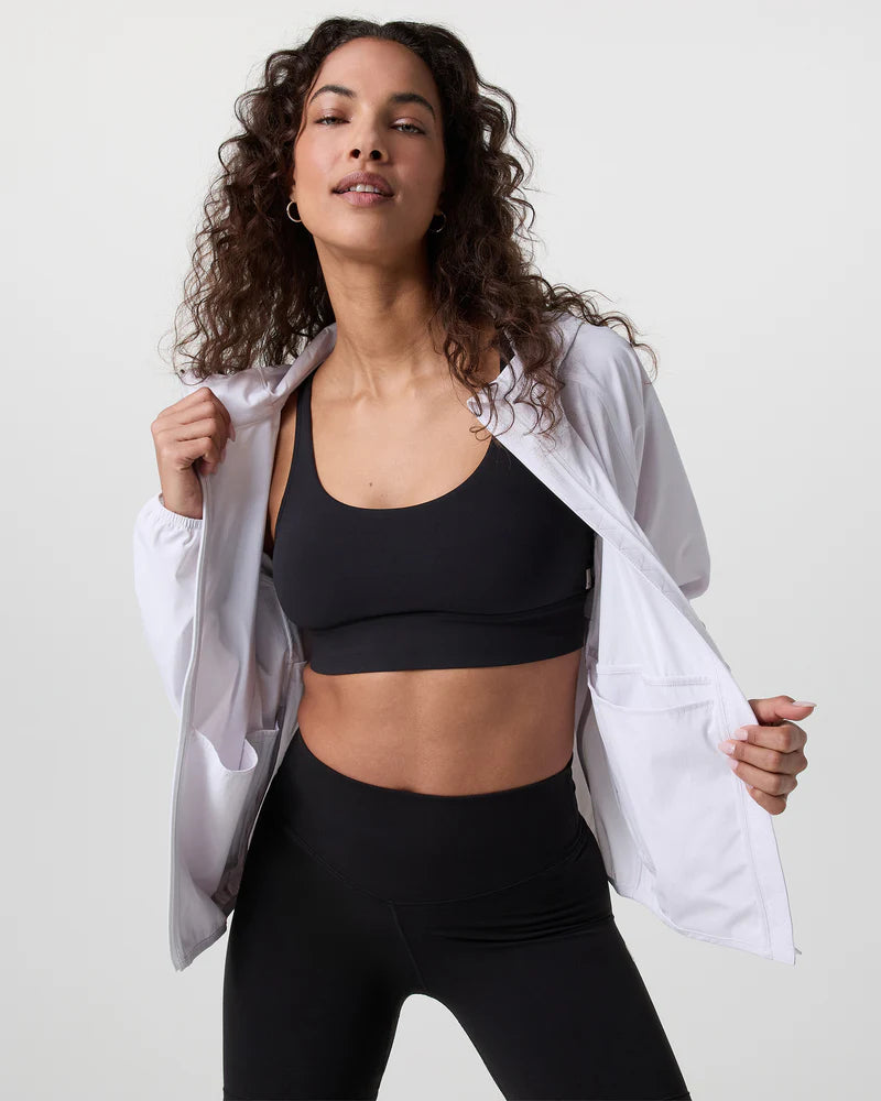 Vuori Women's Renew Trainer Shell