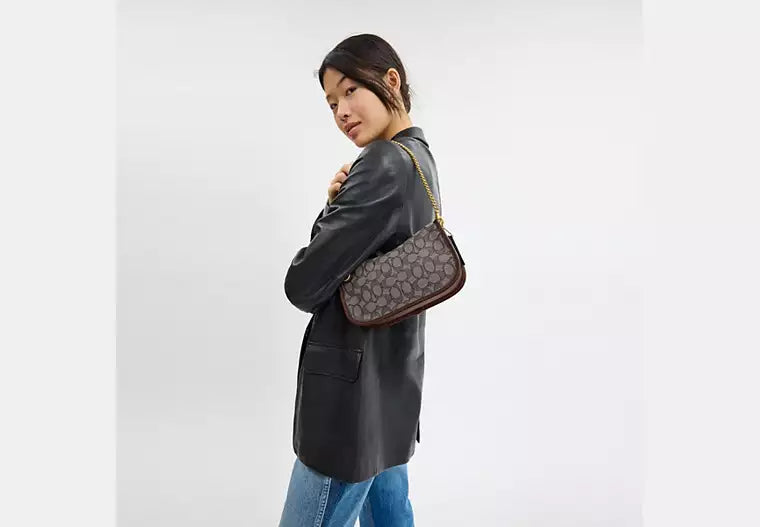 Coach Women's Swinger Bag In Signature Jacquard