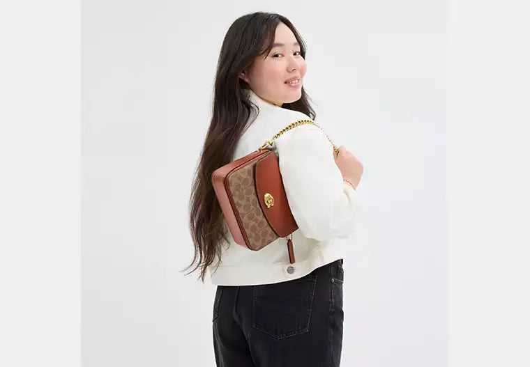 Coach Women's Cassie Crossbody Bag 19 In Signature Canvas
